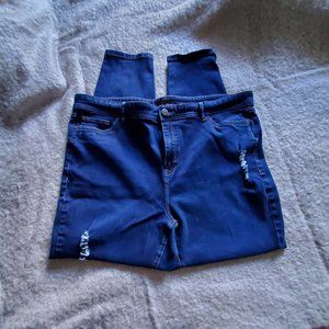 Lightly distressed Love & Legend jeggings - size 20